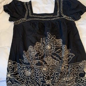 Embroidered Square neck top